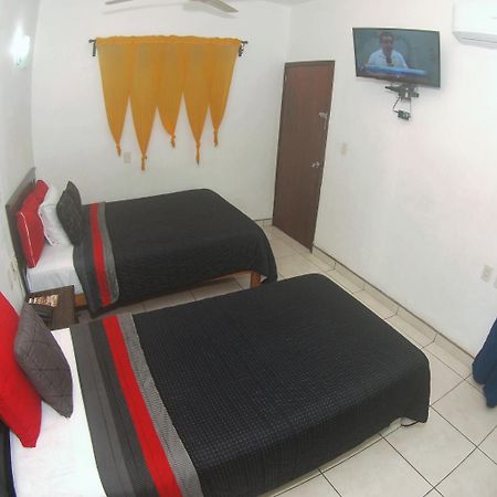 Hotel Hospedajes Del Rey Colima Exterior photo