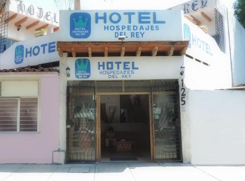 Hotel Hospedajes Del Rey Colima Exterior photo